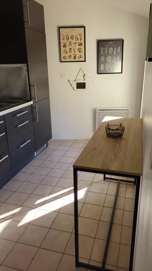 Uzes, Au Coeur Du Centre Medieval La Boussole D'Uzes, Appartement De Caractere Du XVII -Eme Siecle Dış mekan fotoğraf
