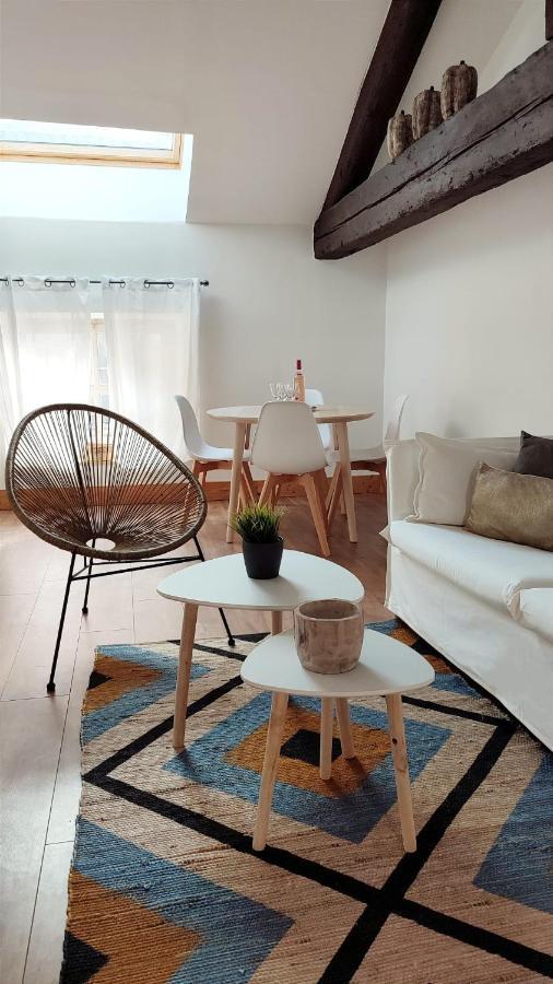 Uzes, Au Coeur Du Centre Medieval La Boussole D'Uzes, Appartement De Caractere Du XVII -Eme Siecle Dış mekan fotoğraf