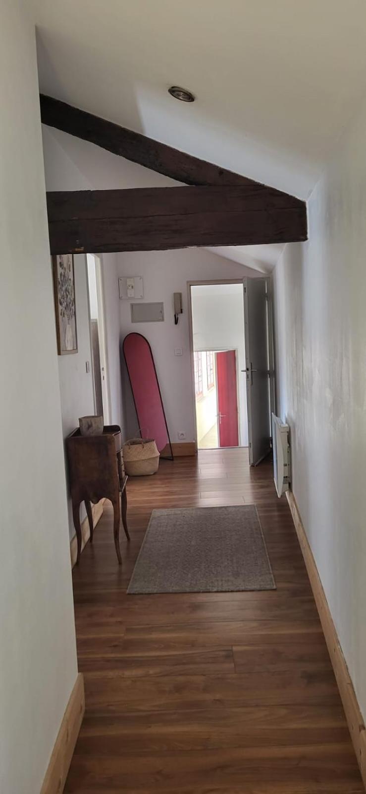 Uzes, Au Coeur Du Centre Medieval La Boussole D'Uzes, Appartement De Caractere Du XVII -Eme Siecle Dış mekan fotoğraf